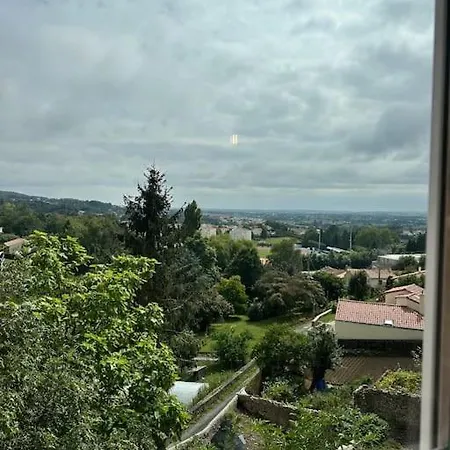 Petite Maison Au Coeur De La *