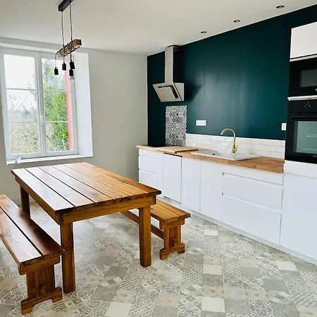 Petite Maison Au Coeur De La * Pouzauges